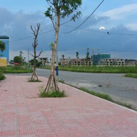 Chính chủ cần bán lk8 đường 24m thẳng dự án nhà ở cao cấp sun group mê linh